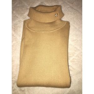 Lauren Ralph Lauren turtle neck size M